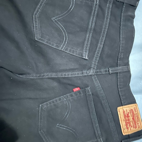 Levi’s Jeans Women’s size 12 Black 12x32 bootcut - Picture 2 of 4